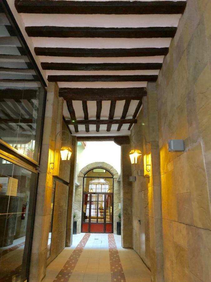 Oupen De Dor - Virgenes El Pilar Lägenhet Zaragoza Exteriör bild